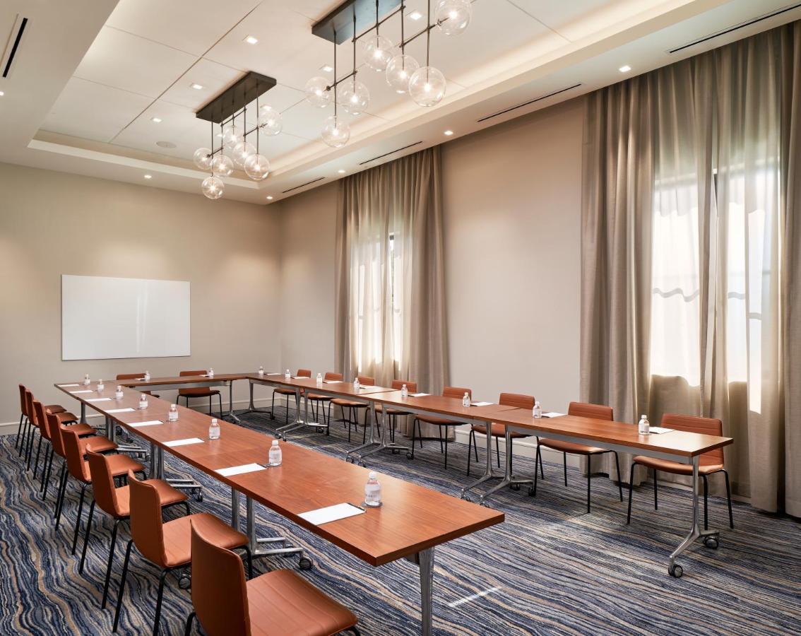 Thesis Hotel Miami Coral Gables, Curio Collection By Hilton Eksteriør bilde