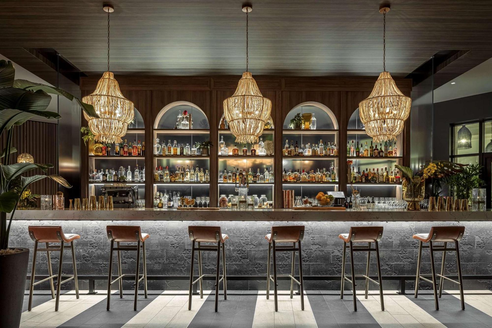 Thesis Hotel Miami Coral Gables, Curio Collection By Hilton Eksteriør bilde