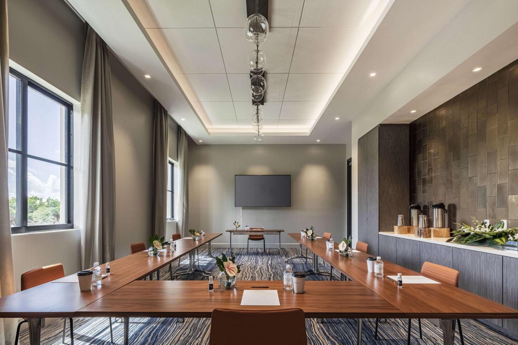 Thesis Hotel Miami Coral Gables, Curio Collection By Hilton Eksteriør bilde