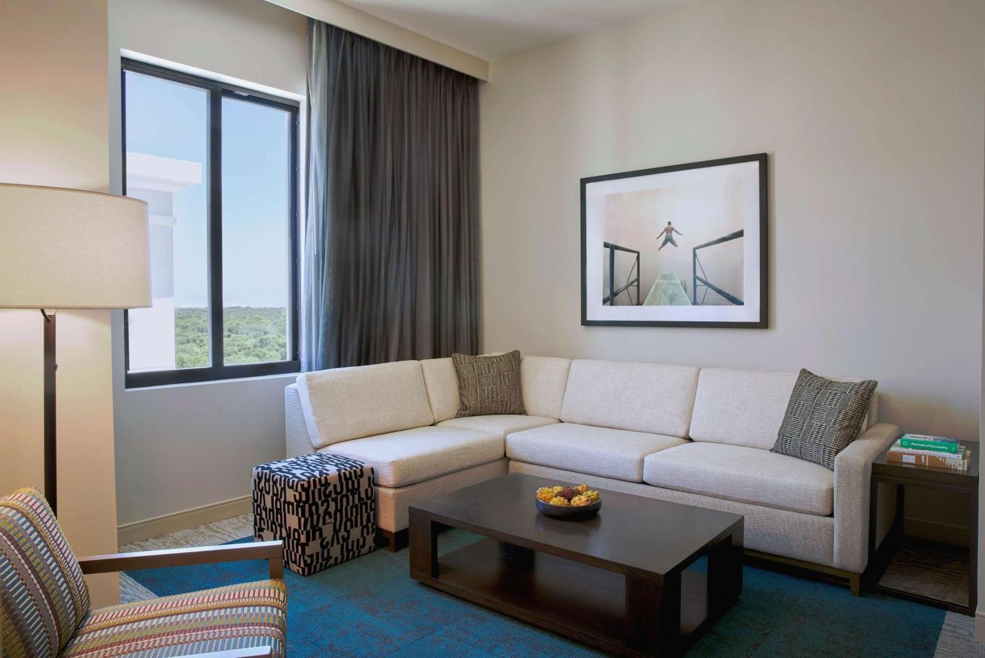 Thesis Hotel Miami Coral Gables, Curio Collection By Hilton Eksteriør bilde