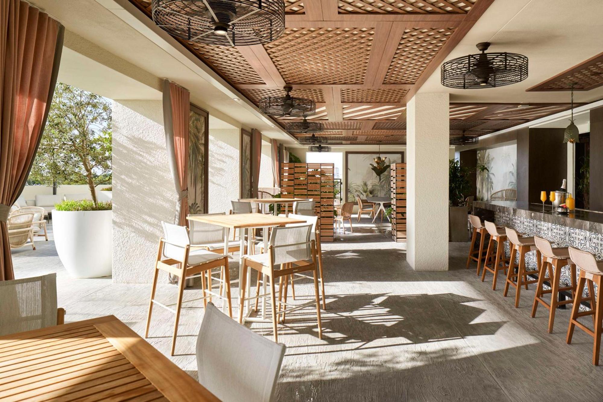 Thesis Hotel Miami Coral Gables, Curio Collection By Hilton Eksteriør bilde